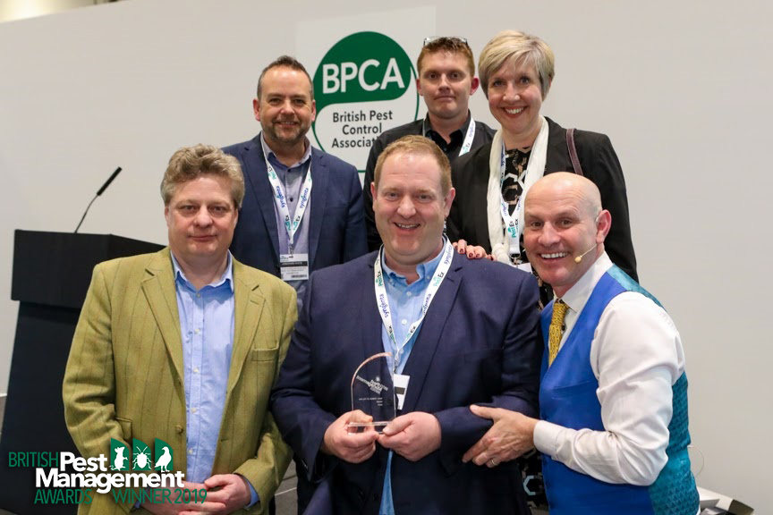 Abate win at British Pest management awards The Abate team, including Jon Blake centre (holding the award), with Henry Mott, a member of the BPMA’s judging panel (left) and event host, TV wildlife presenter Mike Dilger.